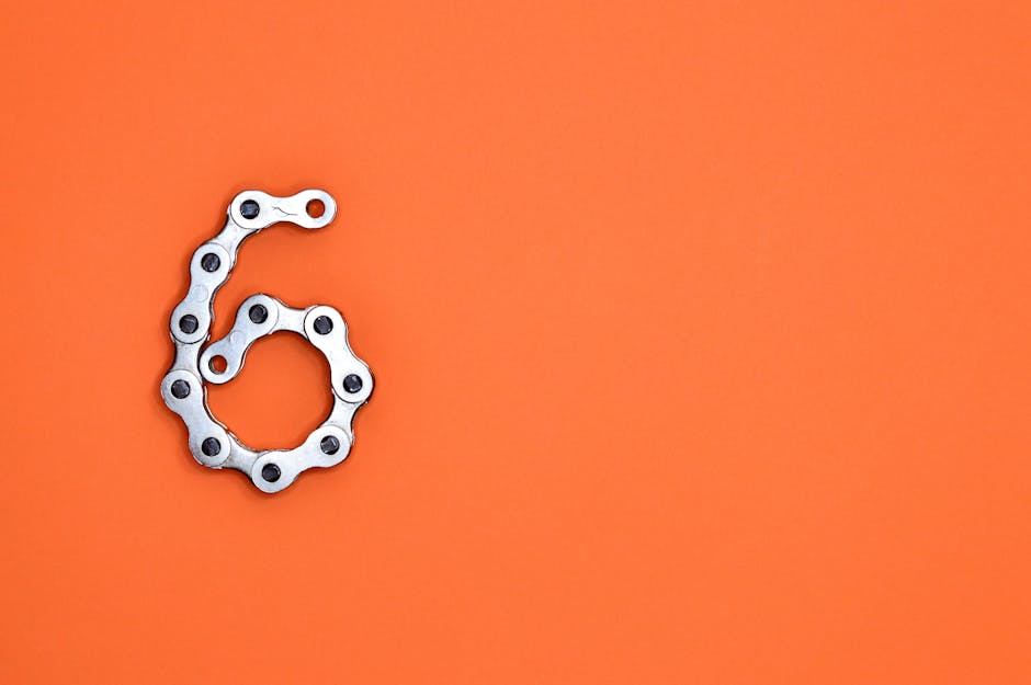 Bicycle chain forming the number six